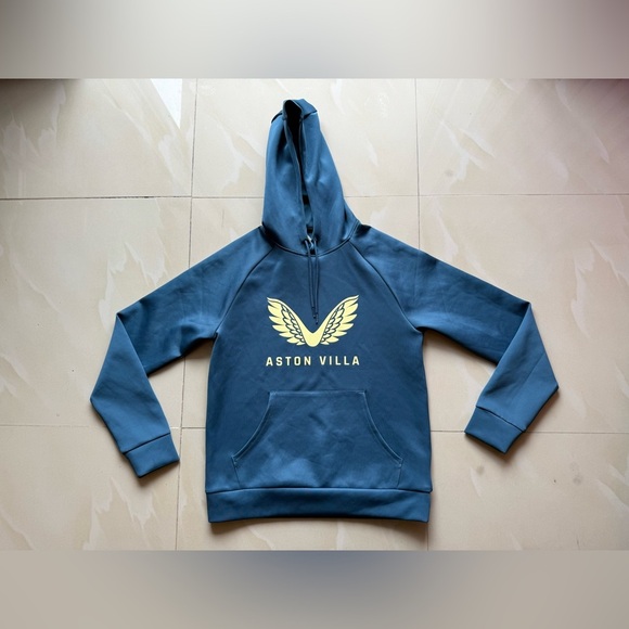 Aston Villa Castore , England UK Pullover Hoodie Size 4 Polyester Soft Winter - Picture 16 of 16